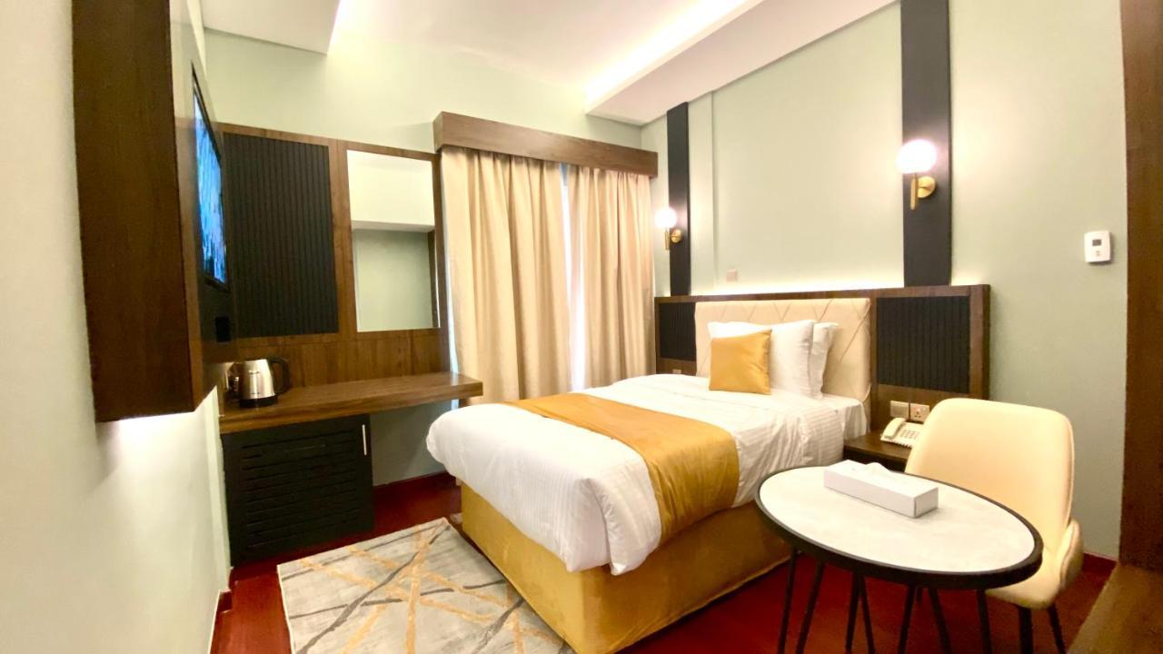 Concorde Inn Hotel Dubai Esterno foto