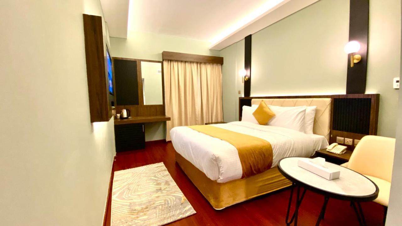 Concorde Inn Hotel Dubai Esterno foto